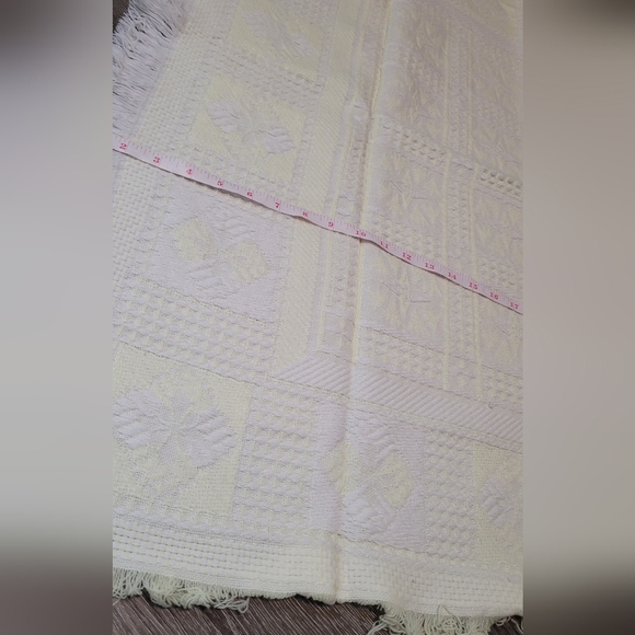 Vintage Baby Blanket With Fringe Yellow - Picture 2 of 3
